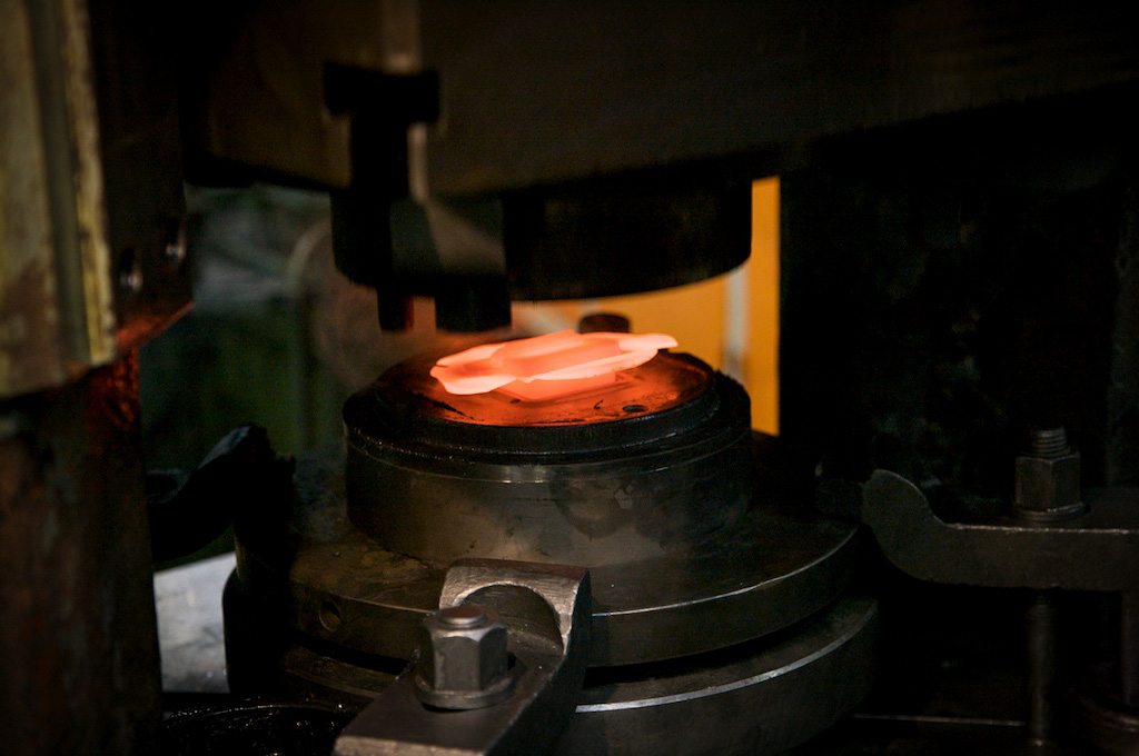 Esvres Forging 01